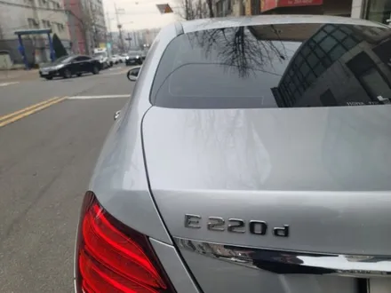 수원휠도색 벤츠 e220d 실버 복원 주차기스 완벽복원 작업 / 수원 탑동