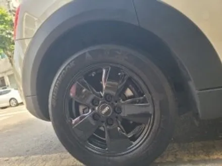수원/경기/화성 휠도색 bmw 미니쿠퍼 복원 수리 블랙유광도색 / 수원 탑동