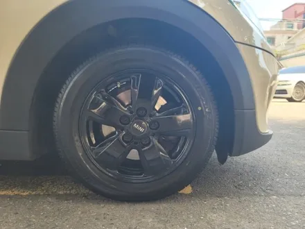 수원/경기/화성 휠도색 bmw 미니쿠퍼 복원 수리 블랙유광도색 / 수원 탑동