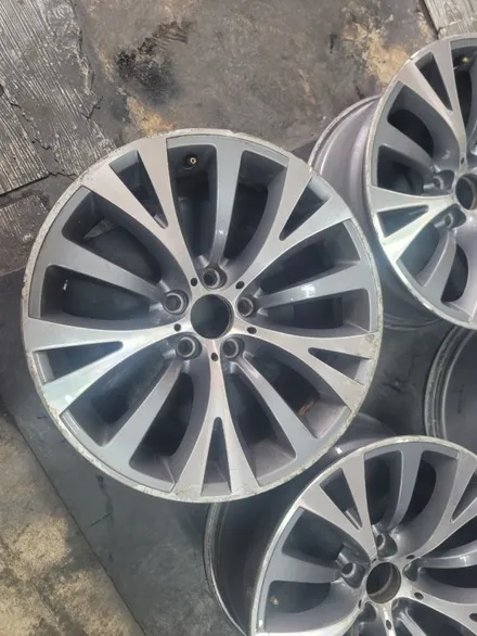 수원휠도색 bmw 5gt 블랙유광 / 수원 탑동