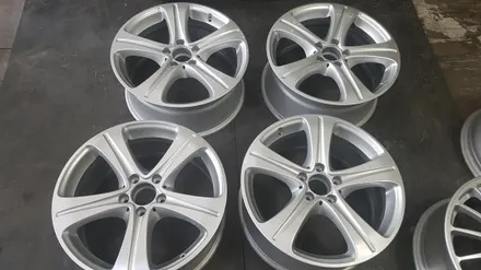 벤츠 e220d 순정휠도색 실버도색(수원휠도색,수원휠수리,수원휠복원,안산휠수리,안산휠복원,안산휠도색,동탄휠수리,동탄휠복원,동탄휠도색,수원휠세븐,평동휠수리,평동휠복원,평동휠도색) / 수원 탑동