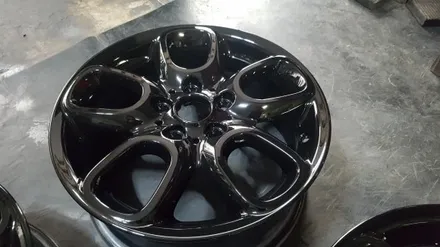 수원 경기 bmw 미니쿠퍼 순정휠색상변경 블랙유광 (수원휠도색/ 수원휠수리/ 수원휠복원) / 수원 탑동