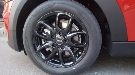 수원 경기 bmw 미니쿠퍼 순정휠색상변경 블랙유광 (수원휠도색/ 수원휠수리/ 수원휠복원) / 수원 탑동