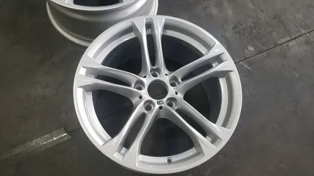 bmw 520d 순정휠복원 실버도색(수원휠수리/ 수원휠복원/ 수원휠도색/ 안산휠수리/ 안산휠도색/ 안산휠복원) / 수원 탑동