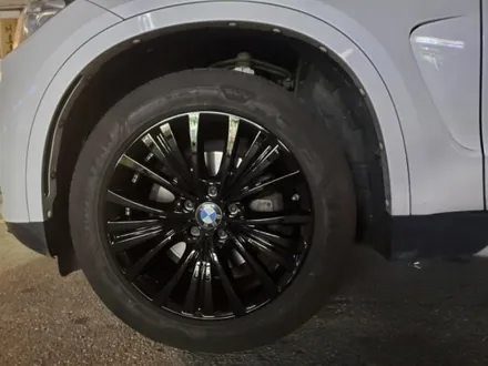 BMW X5 순정휠도색 블랙유광도색 수원휠수리 수원휠복원 수원휠도색 / 수원 탑동