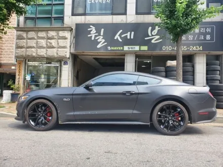 포드 머스탱 5.0 순정휠도색 블랙유광도색 수원휠수리 수원휠복원 수원휠도색 / 수원 탑동
