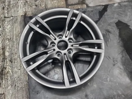 수원 휠도색 BMW 320D 순정휠 복원 수리 건메탈도색 / 수원 탑동
