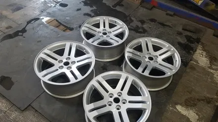 크라이슬러300c 순정휠도색 (수원휠복원/ 수원휠도색/ 수원휠수리) / 수원 탑동