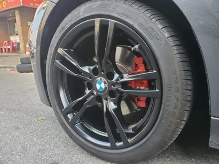 BMW 330i 순정휠도색 블랙반광도색 수원휠수리 수원휠복원 수원휠도색 / 수원 탑동