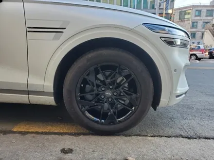 현대 제네시스 GV80 순정휠도색 블랙유광도색 수원휠수리 수원휠복원 수원휠도색 / 수원 탑동
