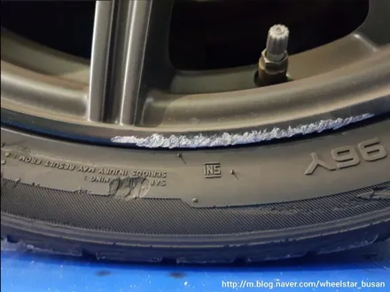 [부산 휠수리][부산 휠복원]벤츠 CLS 350d 19인치 블랙무광 시공 휠복원 휠수리 휠도색비용 _wheelstar / 부산 사상 학장동