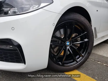 [[부산 휠복원][부산 휠도색]]BMW G30 520d 18인치 662m 순정휠 블랙 유광시공 휠복원 휠수리휠도색비용 _wheelstar / 부산 사상 학장동