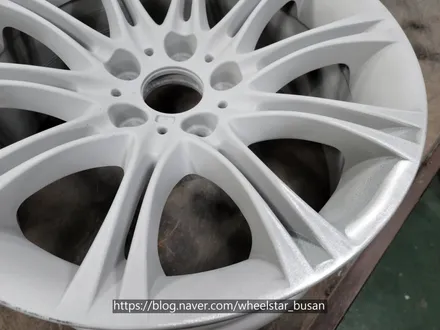 [[부산 휠도색][부산 휠수리]]BMW 520d F1019인치 블랙유광시공 휠복원 휠수리 휠도색비용_wheelstar / 부산 사상 학장동