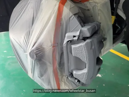 [부산휠복원][부산휠수리][부산휠수리] 20인치 순정휠 블랙 다이아몬드컷팅 시공 레드 캘리퍼 시공 휠복원 휠수리휠도색비용 _wheelstar / 부산 사상 학장동