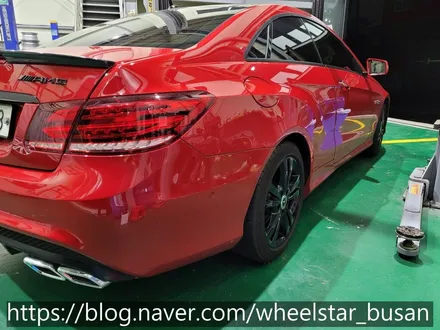 [[부산 휠수리][부산 휠복원]]벤츠 E63쿠페 AMG 17인치 순정휠 블랙유광 시공 휠복원 휠수리휠도색비용 _wheelstar / 부산 사상 학장동