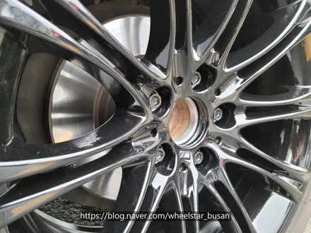 [[부산 휠도색][부산 휠수리]]BMW 520d F1019인치 블랙유광시공 휠복원 휠수리 휠도색비용_wheelstar / 부산 사상 학장동