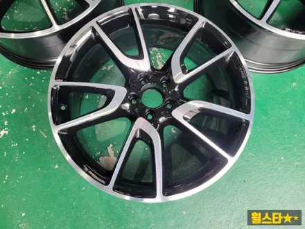 부산 휠복원 전문 휠스타 | 벤츠GLC 43AMG 21인치 블랙 다이아몬드 컷팅 시공후기 / 부산 사상 학장동