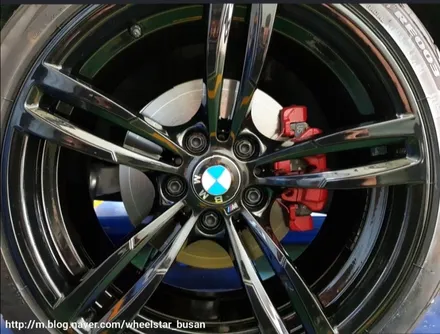 [부산 휠복원][부산 휠도색]BMW GT 19인치 순정휠 블랙유광 시공 휠복원 휠수리 휠도색비용 _wheelstar / 부산 사상 학장동