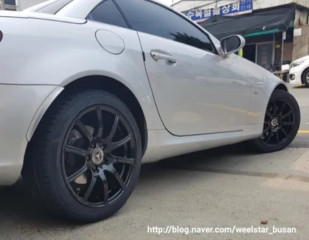 [[부산 휠복원][부산 휠도색]]벤츠 SLK 350 17인치 순정휠 블랙 유광시공 휠복원 휠수리휠도색비용 _wheelstar / 부산 사상 학장동