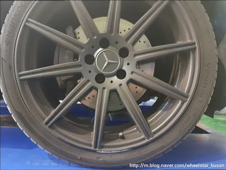 [부산 휠수리][부산 휠복원]벤츠 CLS 350d 19인치 블랙무광 시공 휠복원 휠수리 휠도색비용 _wheelstar / 부산 사상 학장동
