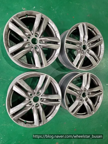 [[부산 휠수리][부산 휠도색]]BMW X1 18인치 순정휠 블랙유광 시공 휠복원 휠수리휠도색비용 _wheelstar / 부산 사상 학장동