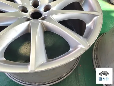 재규어 XJL 순정휠 19인치 펄실버시공 [부산휠수리 부산휠복원 부산휠도색비용]_wheelstar / 부산 사상 학장동
