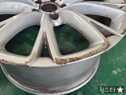 [하이퍼블랙][부산 휠복원][부산 휠도색]아우디 A8L 순정휠 19인치 하이퍼블랙시공[부산휠도색 부산휠복원 부산휠수리비용]_wheelstar / 부산 사상 학장동