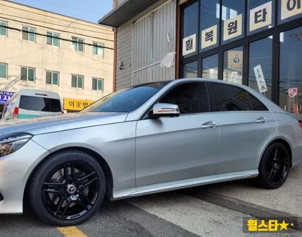 부산 휠복원, 휠 부식이 심한 벤츠 W212 E350 19인치 블랙 하이그로시 복원 후기 / 부산 사상 학장동