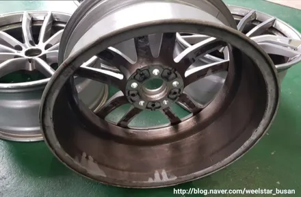 [[부산휠수리][부산휠복원]]BMW 530i G30 18인치 순정휠 블랙유광시공 휠도색 휠수리 휠복원비용_wheelstar / 부산 사상 학장동