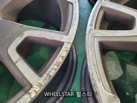 마세라티 르반떼 20인치 블랙 하이그로시 시공 [부산휠복원 부산휠수리 부산휠도색비용]_wheelstar / 부산 사상 학장동