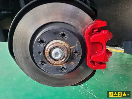 아우디 Q6 e‑트론 캘리퍼도색 및 20인치 블랙잭 휠 시공후기 | 부산 캘리퍼도색 추천, 휠복원 잘하는 곳 휠스타 / 부산 사상 학장동