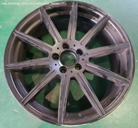 [부산 휠수리][부산 휠복원]벤츠 CLS 350d 19인치 블랙무광 시공 휠복원 휠수리 휠도색비용 _wheelstar / 부산 사상 학장동