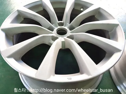 [[부산 휠도색][부산 휠수리]]인피니티 G37 19인치 하이퍼블랙시공 휠복원 휠수리 휠도색비용 _wheelstar / 부산 사상 학장동