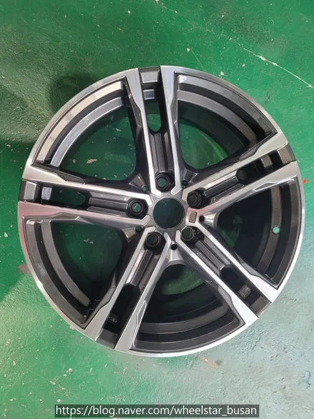 [[부산 휠수리][부산 휠도색]]BMW 218d 18인치 다이아몬드컷팅 시공 휠복원 휠수리휠도색비용 _wheelstar / 부산 사상 학장동