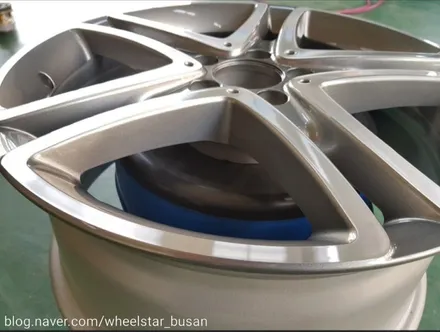 [부산휠수리][부산휠복원]벤츠 E250 18인치 순정휠 다이아몬드컷팅 휠 휠복원 휠수리 휠도색비용_wheelstar / 부산 사상 학장동