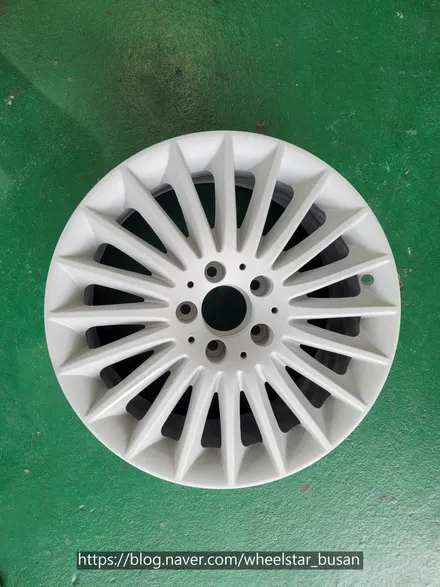 [[부산 휠복원][부산 휠도색]]벤츠E200 W212 17인치 순정휠 고스트크롬 시공 휠복원 휠수리휠도색비용 _wheelstar / 부산 사상 학장동