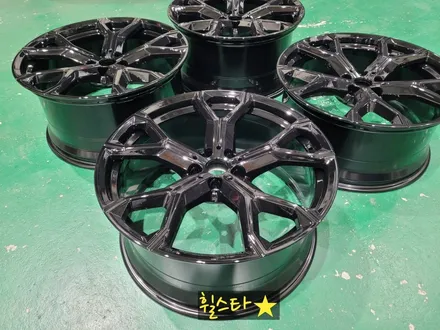 [블랙하이그로시][부산 휠복원][부산 휠수리]BMW X6 G06 21인치 741M 블랙하이그로시 시공[부산휠수리 부산휠복원 부산휠도색비용]_wheelstar / 부산 사상 학장동