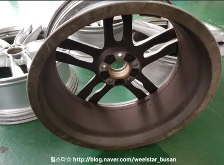 [[부산 휠복원][부산 휠수리]]BMW 640i 20인치 순정휠 블랙 유광시공 휠복원 휠수리휠도색비용 _wheelstar / 부산 사상 학장동