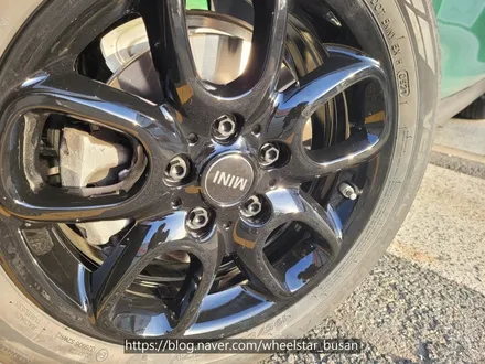 [[부산 휠수리][부산 휠도색]]BMW 미니16인치 순정휠 블랙유광 시공 휠복원 휠수리휠도색비용 _wheelstar / 부산 사상 학장동