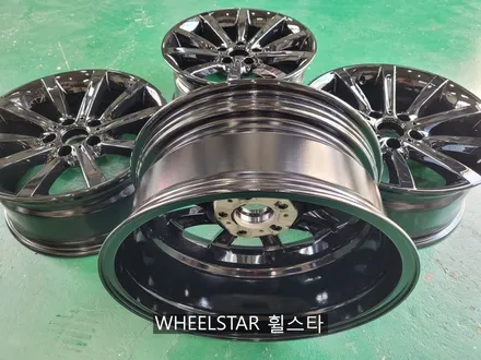 BMW F10 18인치 순정휠 블랙 하이그로시 시공 [부산휠복원 부산휠수리 부산휠도색비용]_wheelstar / 부산 사상 학장동