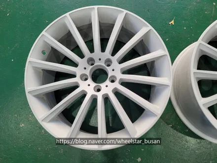 [부산 휠도색][부산 휠복원][부산 휠수리]벤츠CLS W218 순정휠19인치 블랙유광 시공[부산휠수리 부산휠복원 부산휠도색비용]_wheelstar / 부산 사상 학장동