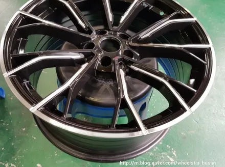[부산휠수리][부산휠복원]BMW 520d 18인치 순정휠 다이아몬드컷팅 시공 휠복원 휠수리 휠도색비용_wheelsta / 부산 사상 학장동