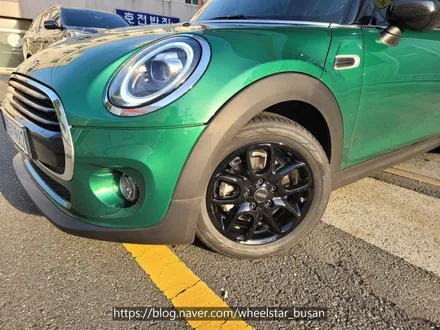 [[부산 휠수리][부산 휠도색]]BMW 미니16인치 순정휠 블랙유광 시공 휠복원 휠수리휠도색비용 _wheelstar / 부산 사상 학장동