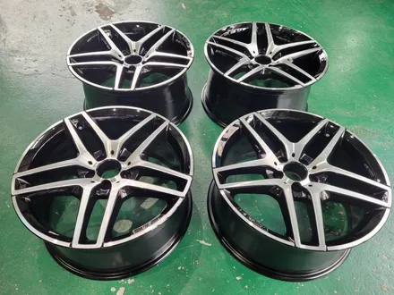 벤츠 S350d W222 19인치 순정휠 블랙다이아몬드컷팅 시공 [부산휠복원 부산휠수리 부산휠도색비용]_wheelstar / 부산 사상 학장동