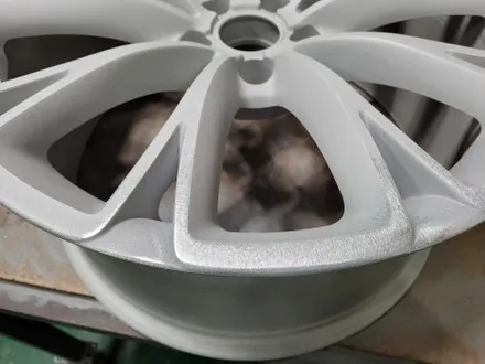 [하이퍼블랙][부산 휠복원][부산 휠도색]아우디 A8L 순정휠 19인치 하이퍼블랙시공[부산휠도색 부산휠복원 부산휠수리비용]_wheelstar / 부산 사상 학장동