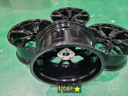 [블랙하이그로시][부산 휠복원][부산 휠수리]BMW X6 G06 21인치 741M 블랙하이그로시 시공[부산휠수리 부산휠복원 부산휠도색비용]_wheelstar / 부산 사상 학장동