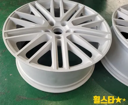 부산 휠수리 추천 | 포르쉐 카이엔 순정 22인치 블랙에디션 시공 / 부산 사상 학장동