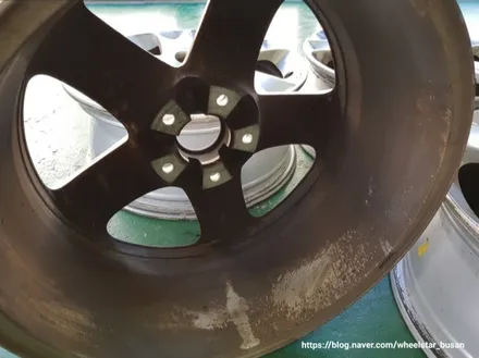 [부산 휠복원][부산 휠도색]푸조 407 17인치 하이퍼블랙시공 휠복원 휠수리 휠도색비용 _wheelstar / 부산 사상 학장동