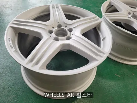 벤츠 CLS63 W218 19인치 순정휠 다이아몬드컷팅 시공 [부산휠복원 부산휠수리 부산휠도색비용]_wheelstar / 부산 사상 학장동