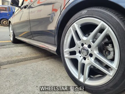 벤츠 E350 W212 18인치 순정휠 하이퍼블랙 시공 [부산휠복원 부산휠수리 부산휠도색비용]_wheelstar / 부산 사상 학장동